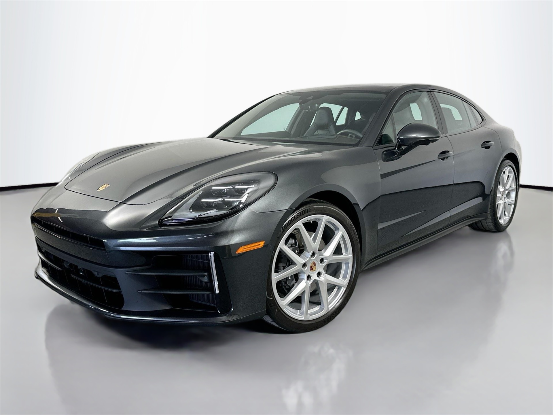 2025 Porsche Panamera Base