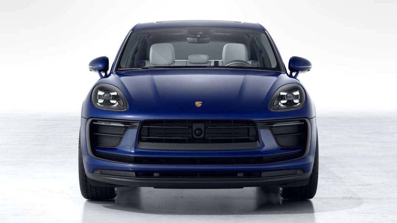 2026 Porsche Macan T photo 9