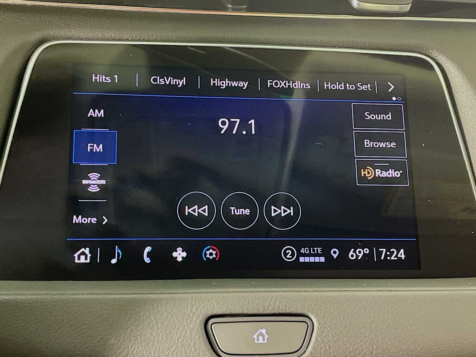 2022 Cadillac XT4 Luxury photo 12