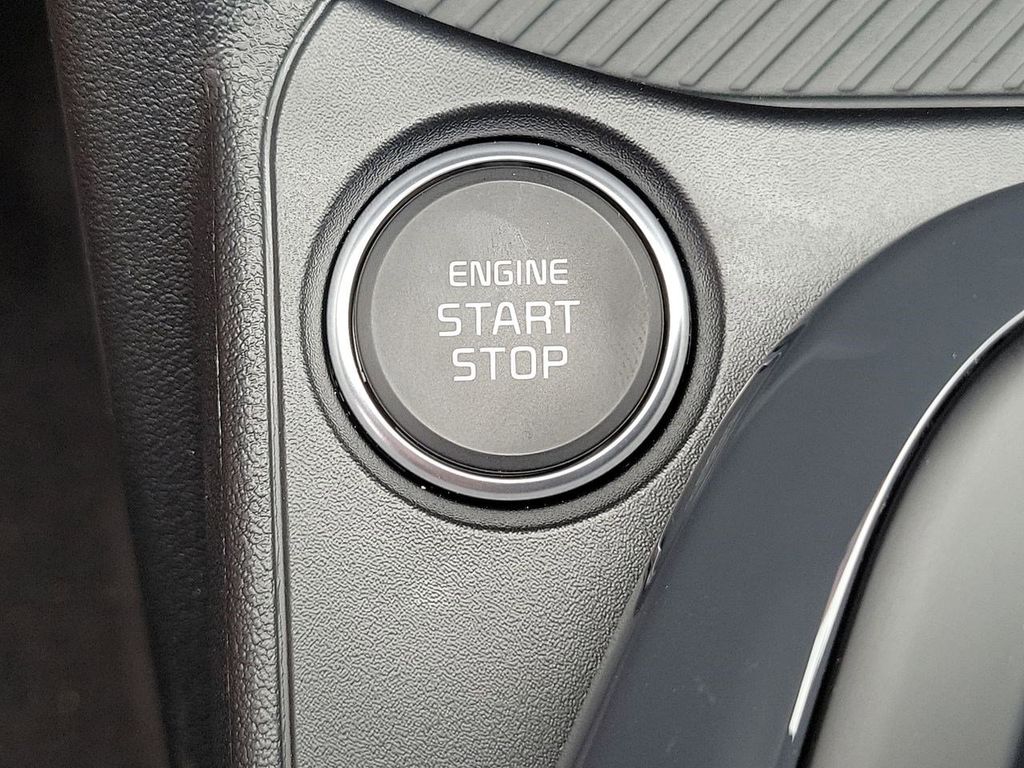 2025 Kia K4 EX photo 23