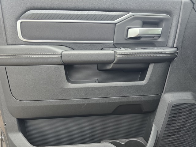2025 Ram 2500 Big Horn photo 19