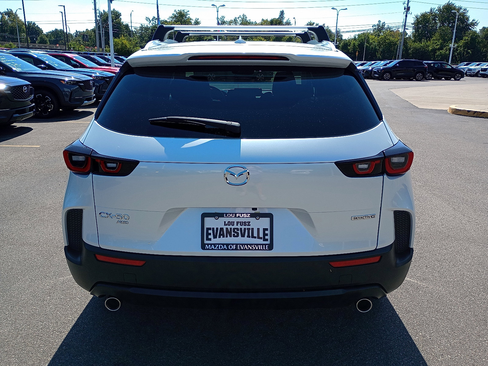 2025 Mazda CX-50 2.5 S Premium photo 4