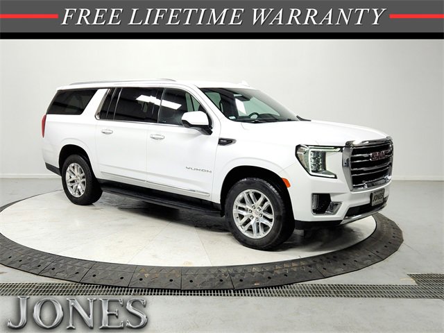 2022 GMC Yukon SLT's photo