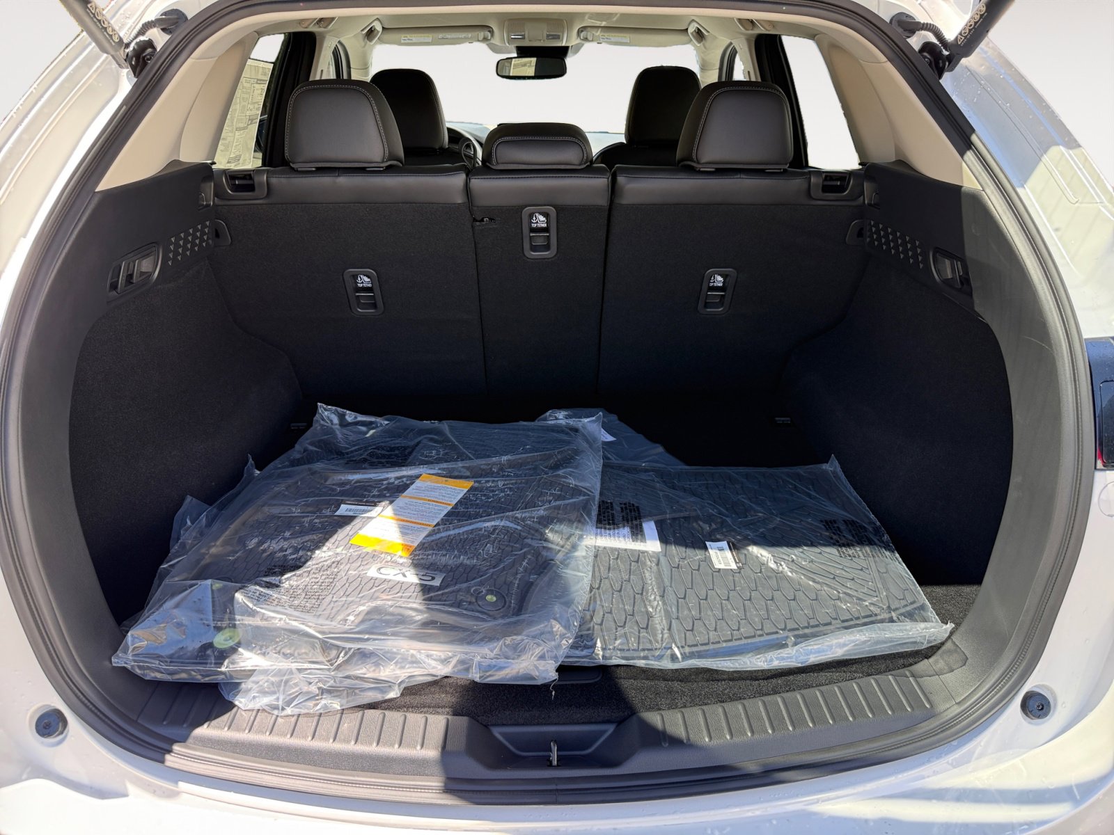 2025 Mazda CX-5 2.5 S Preferred photo 17