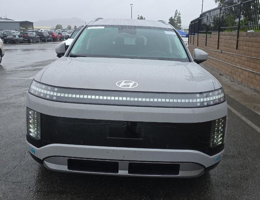 Used 2026 Hyundai IONIQ 9 SEL with VIN 7YAMUFS38TY001136 for sale in Smithville, MO