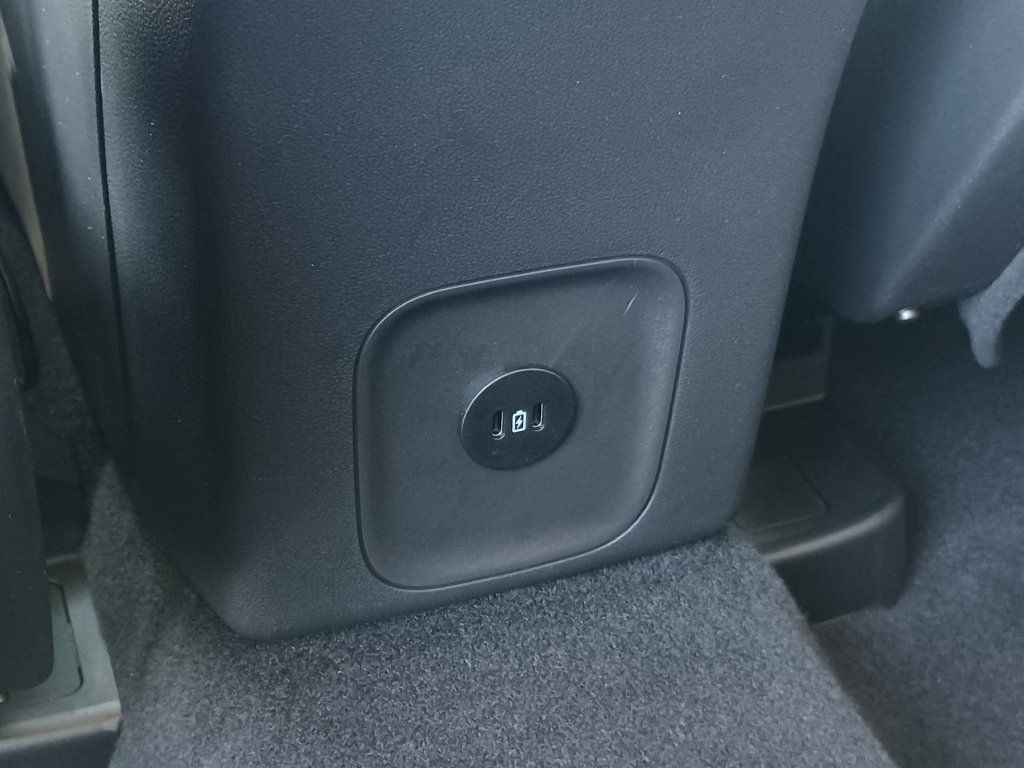 2023 Ford Escape Plug-In Hybrid photo 19