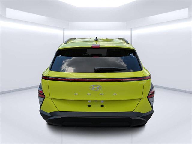 2025 Hyundai Kona SEL photo 4