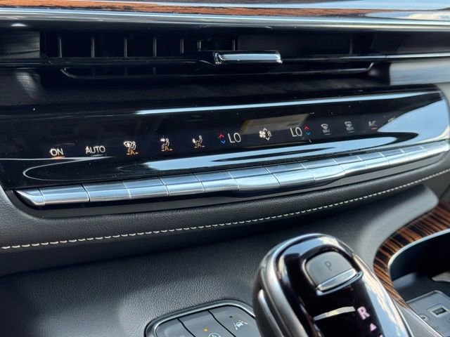 2024 Cadillac Escalade ESV Premium photo 23