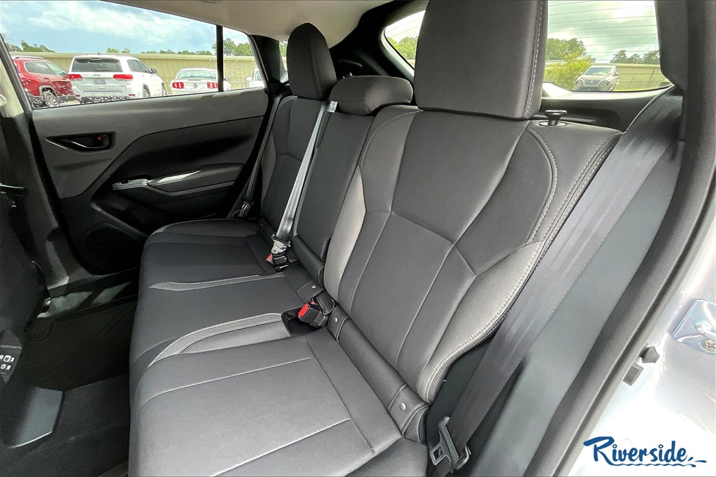 2025 Subaru Crosstrek Premium photo 9