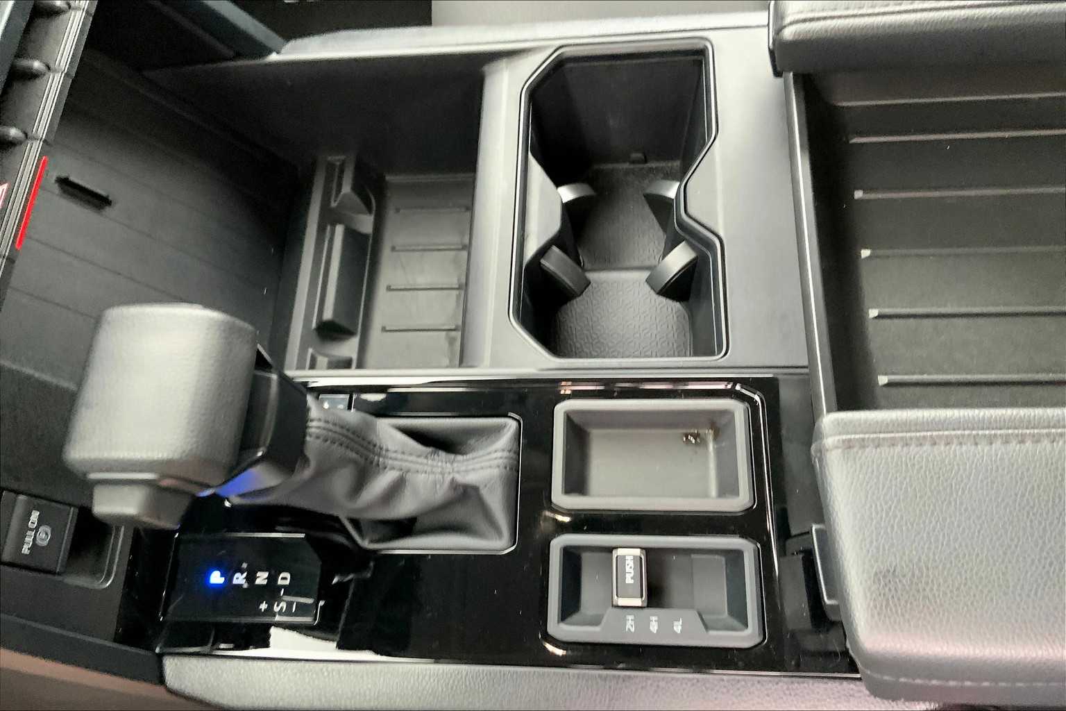 2024 Toyota Tundra SR photo 14