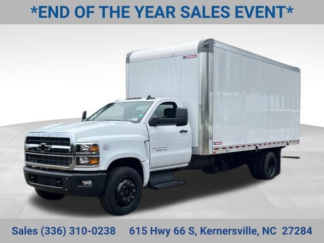 2023 Chevrolet Silverado 4500 Medium Duty Chassis Cab Work Truck's photo