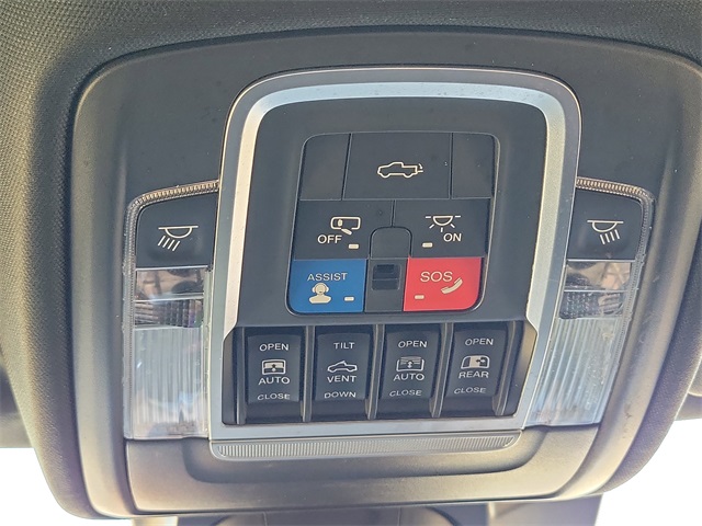 2019 Ram 1500 Laramie Longhorn photo 35