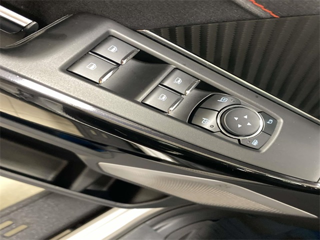 2023 Ford F-150 Raptor photo 16