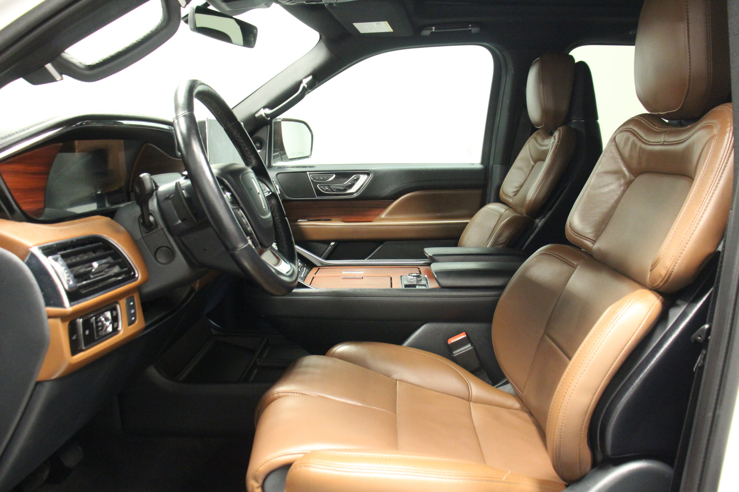 2023 Lincoln Navigator L Reserve photo 13