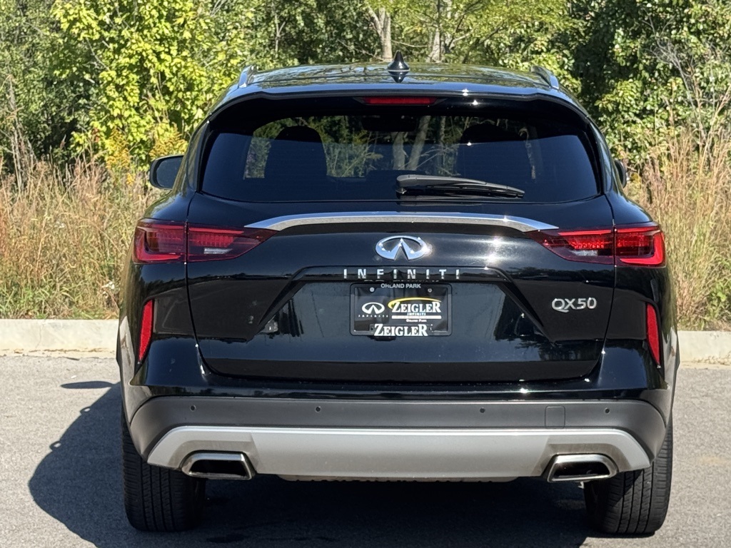 2024 Infiniti QX50 Luxe photo 3