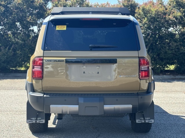 2024 Toyota Land Cruiser Base photo 4