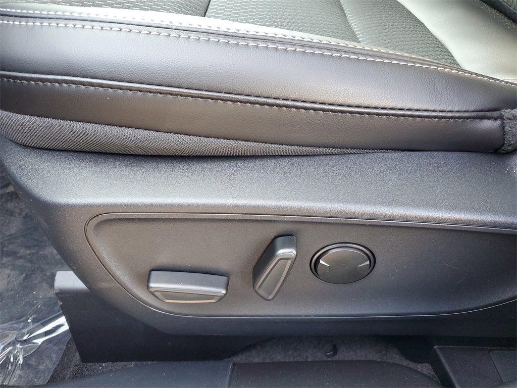 2025 Ford Escape Plug-In Hybrid Base photo 7