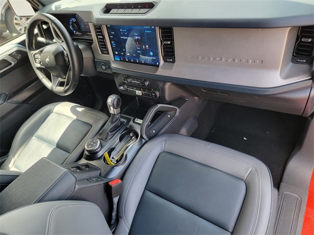 2024 Ford Bronco Outer Banks photo 17