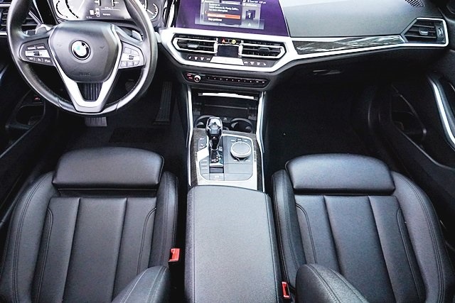 Used 2020 White BMW 330i image 20