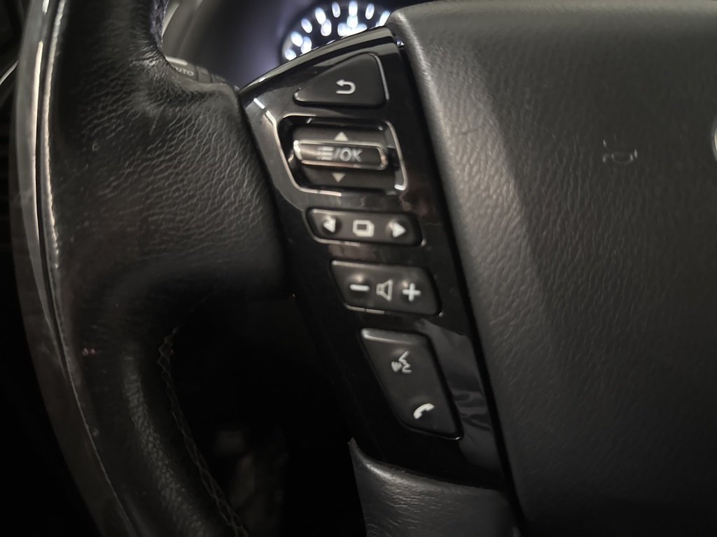 2020 Infiniti QX80 Luxe photo 22