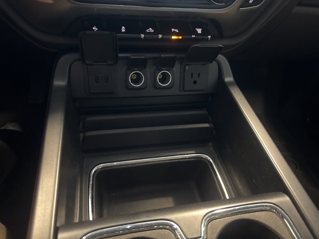 2018 Chevrolet Silverado 3500HD LTZ photo 27