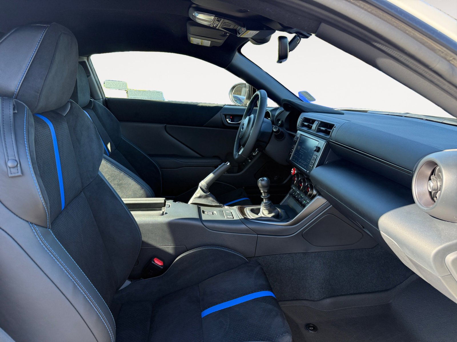 2024 Subaru BRZ tS photo 18