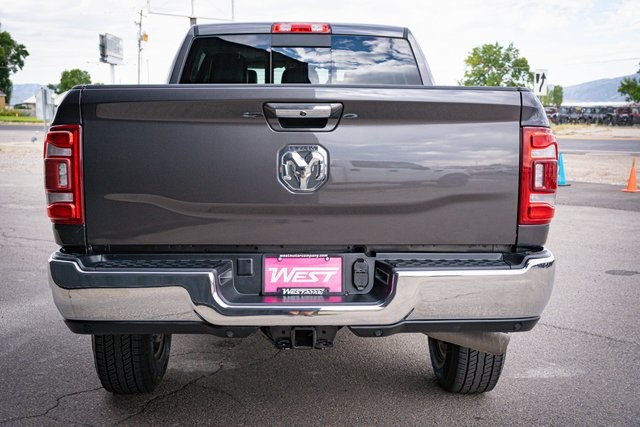 2019 Ram 2500 Laramie photo 9