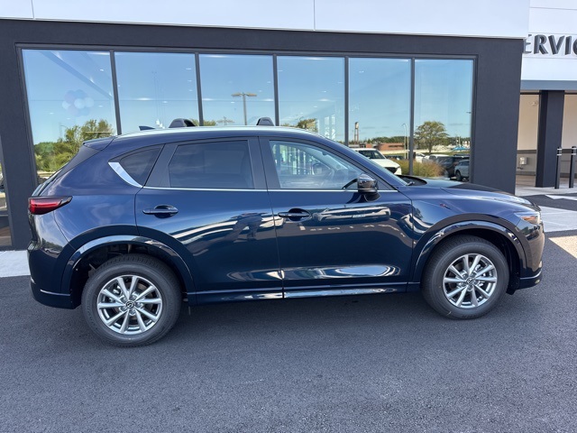 2025 Mazda CX-5 2.5 S Preferred photo 2