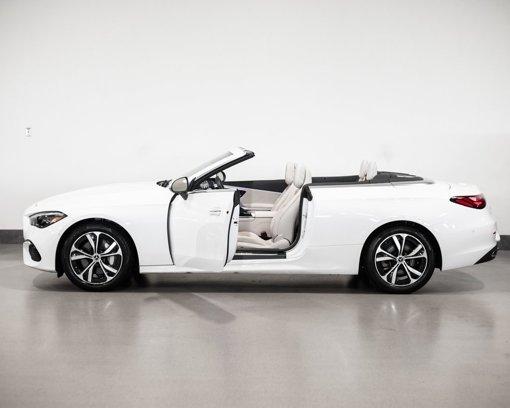 2025 Mercedes Benz CLE 300 4MATIC photo 4