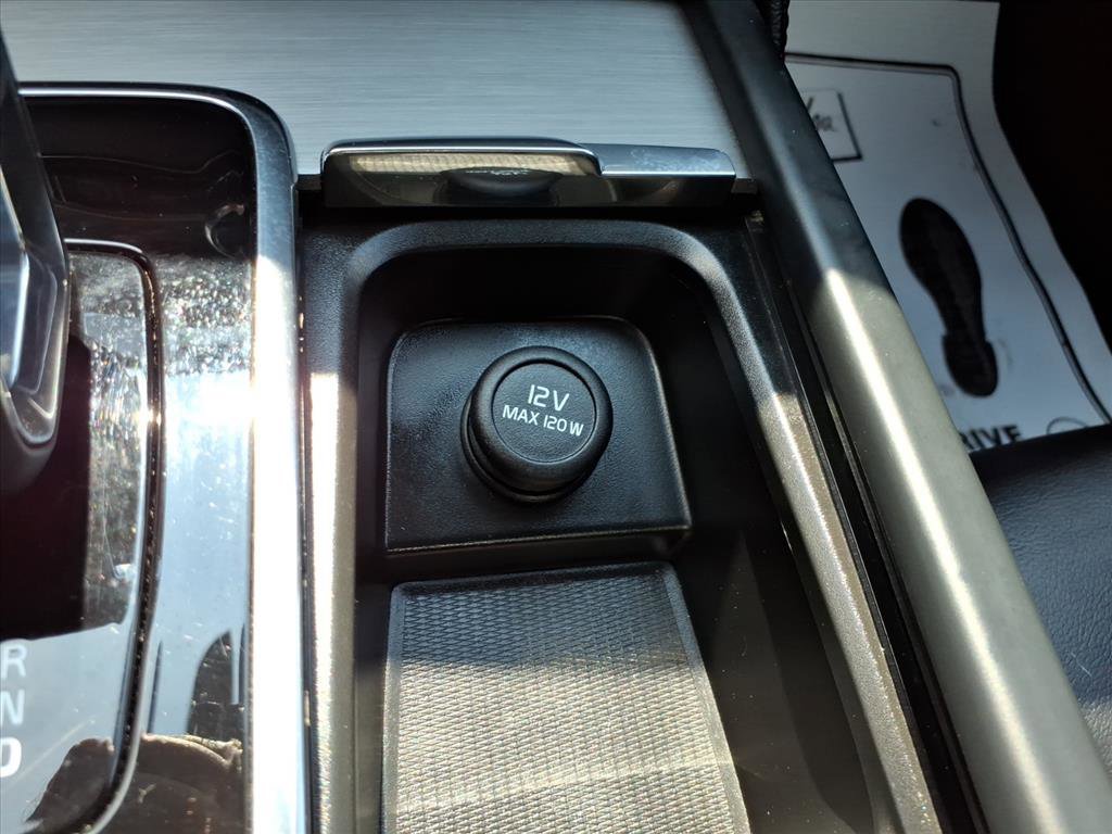 2023 Volvo XC90 Core photo 18