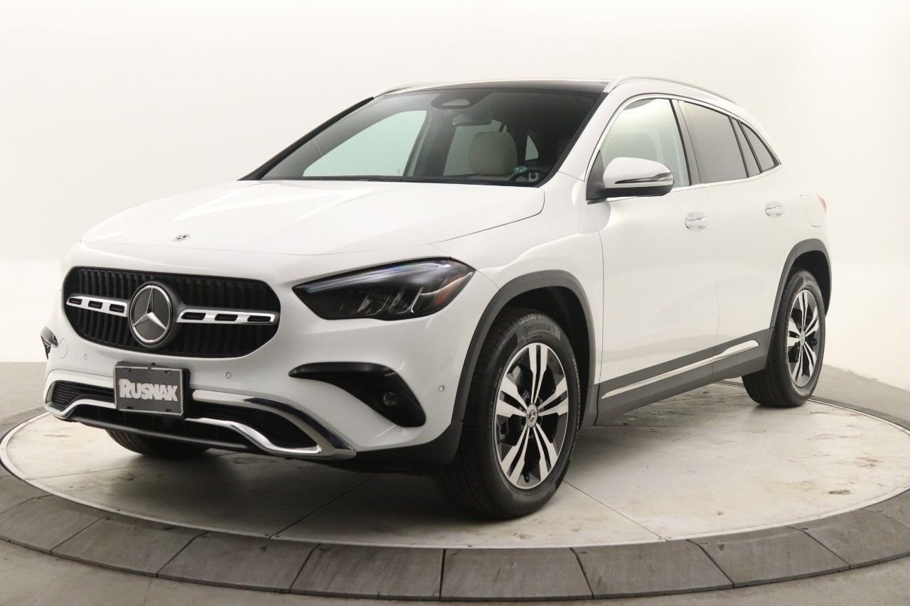 2025 Mercedes Benz GLA 250 photo 2