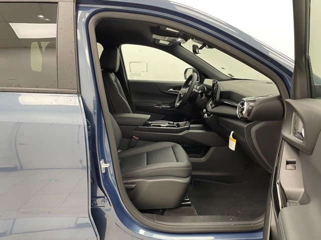2026 Chevrolet Equinox LT photo 13