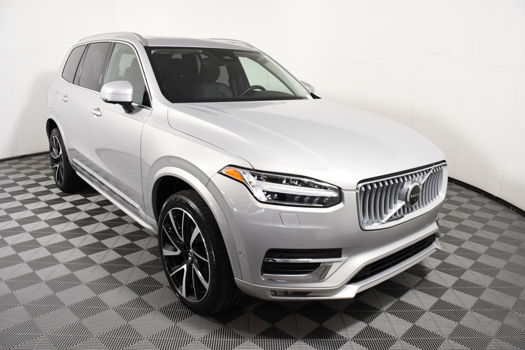 2024 Volvo XC90 B5 Plus photo 9