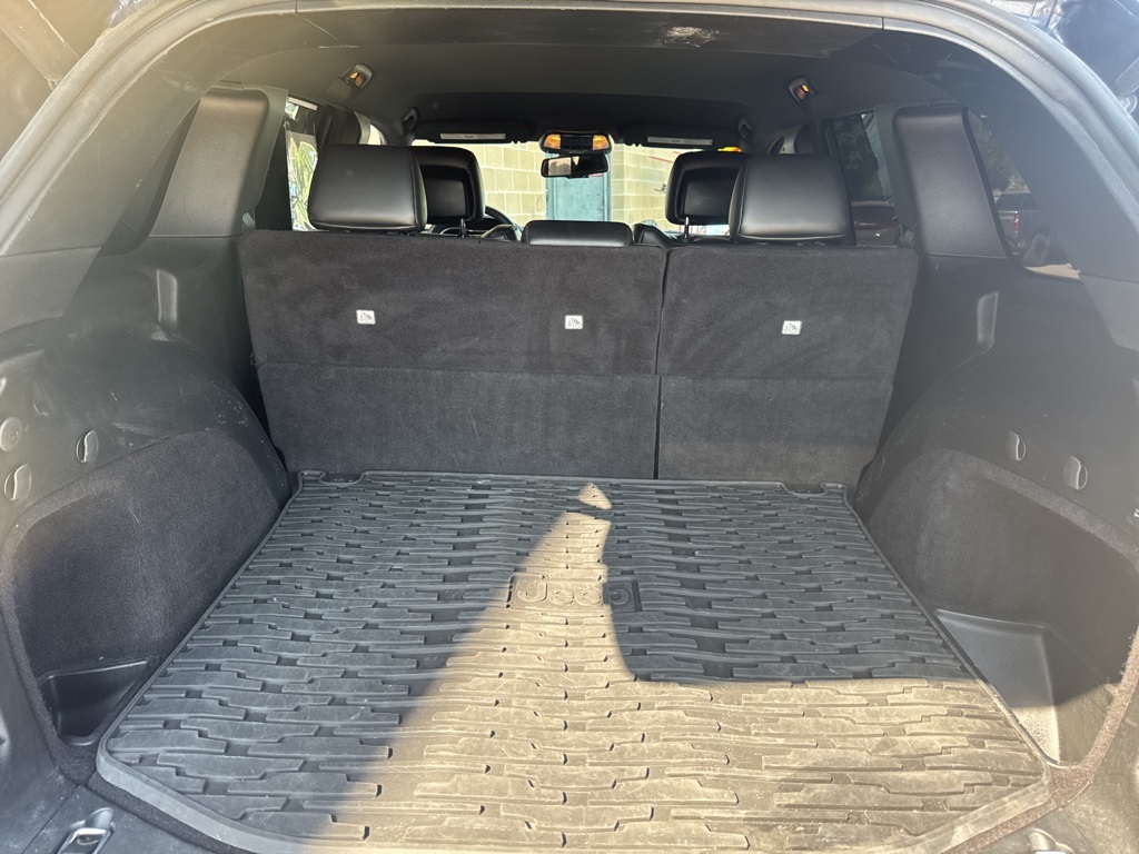 2015 Jeep Grand Cherokee Limited photo 24