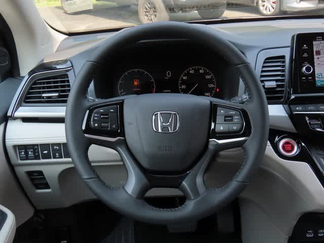2025 Honda Odyssey Touring photo 19
