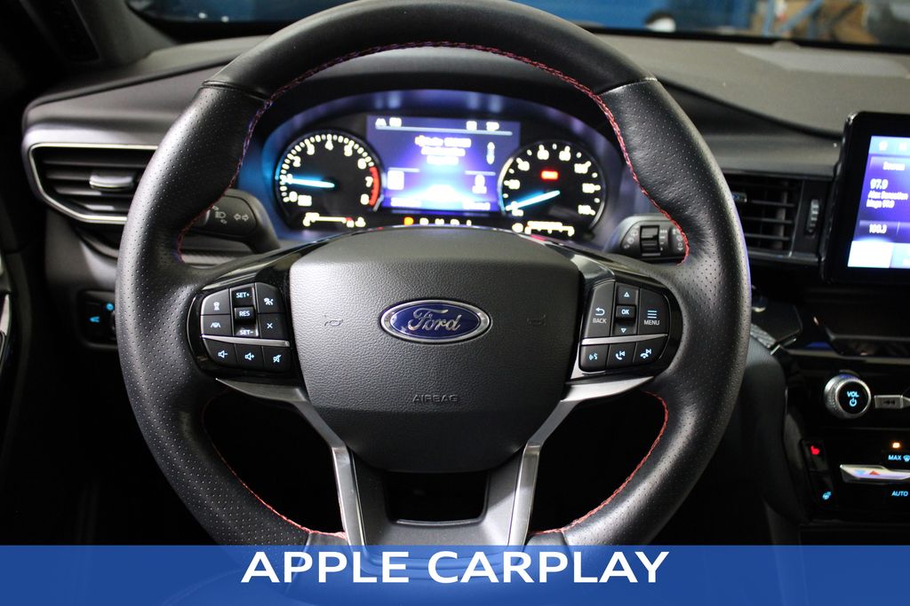 2022 Ford Explorer ST-Line photo 5