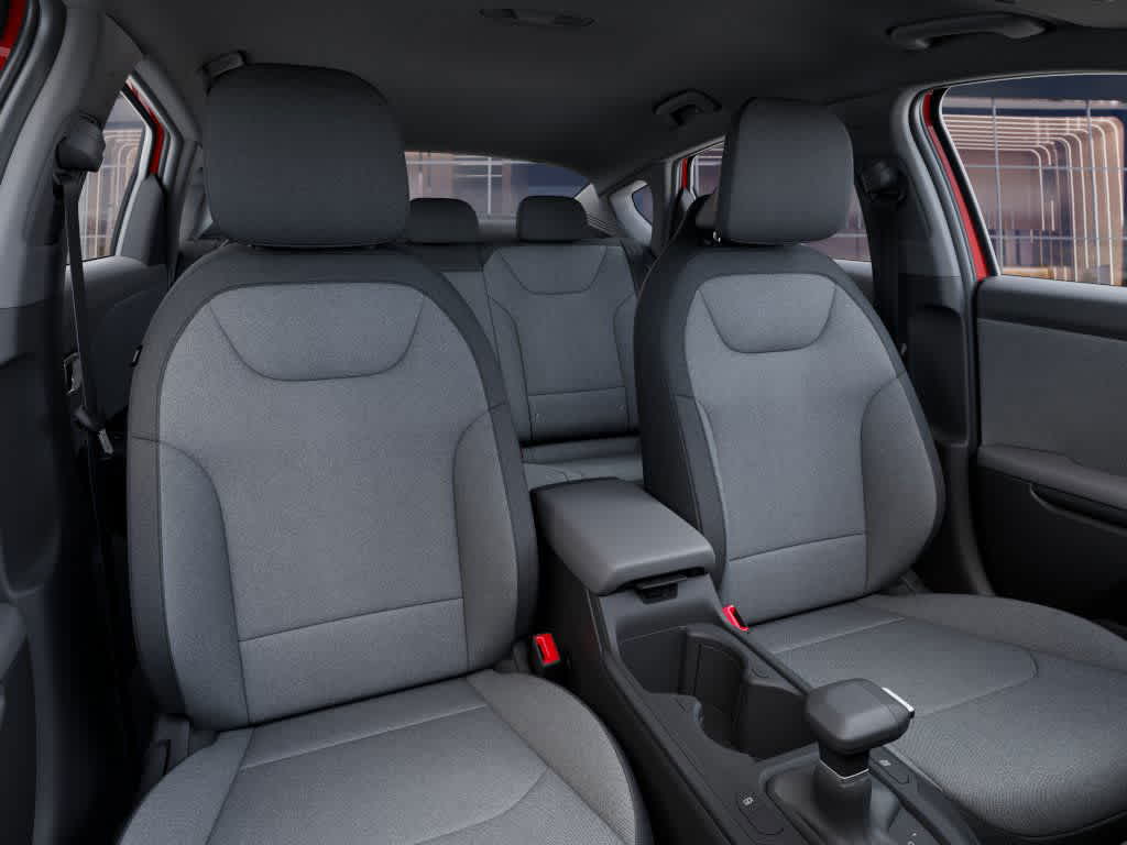 2025 Kia K4 LXS photo 14