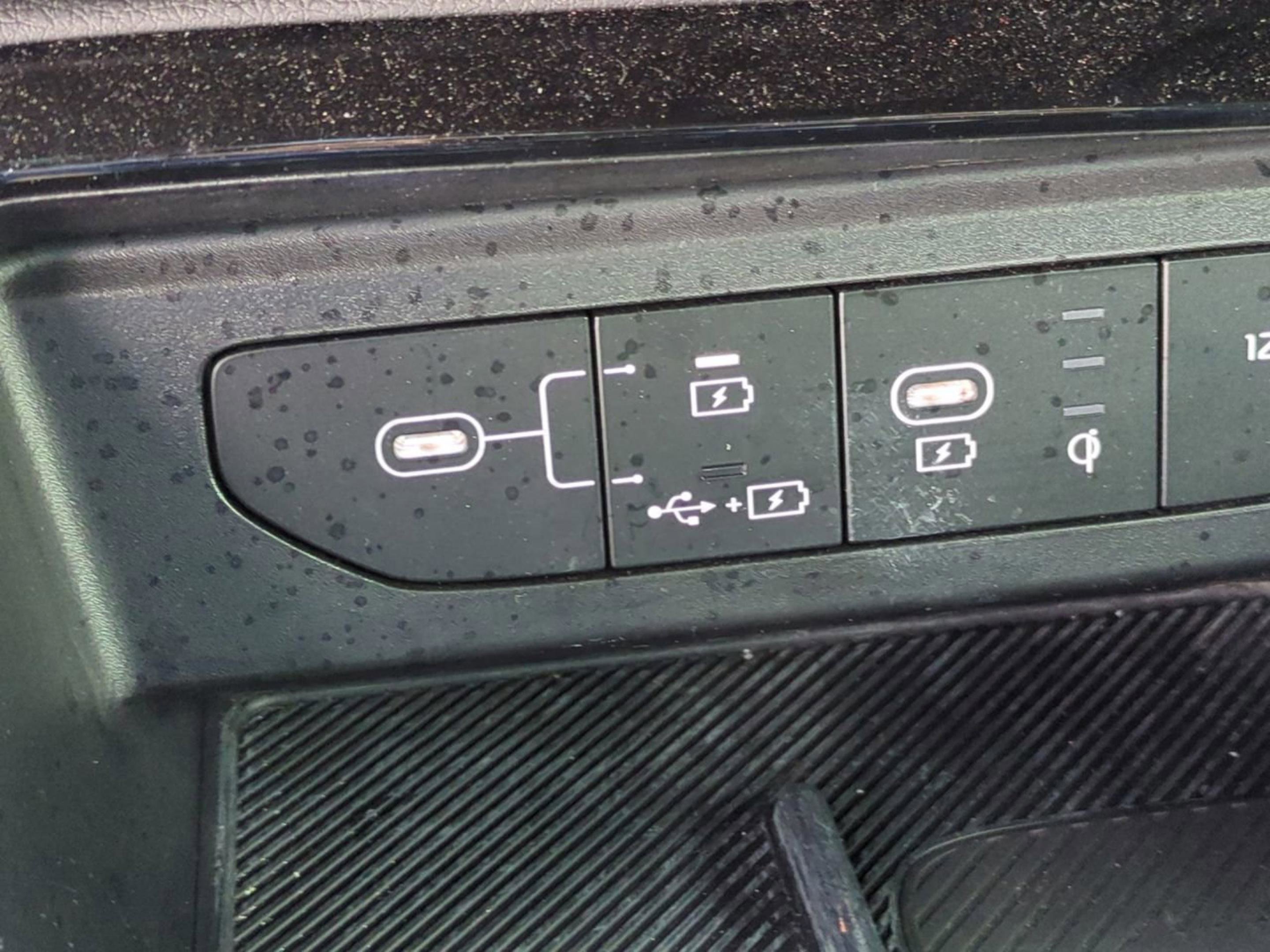 2025 Kia K5 GT-Line photo 23