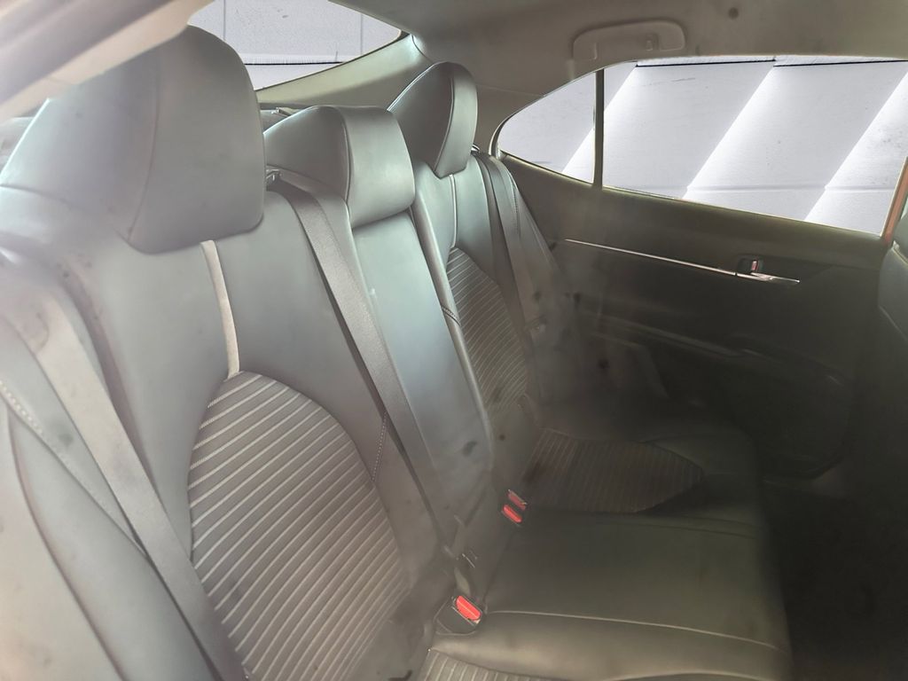 2023 Toyota Camry SE photo 13