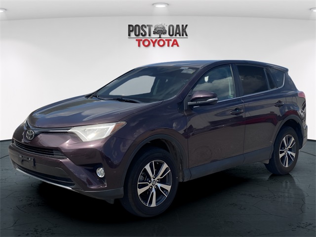 2018 Toyota RAV4 Adventure XLE photo 4