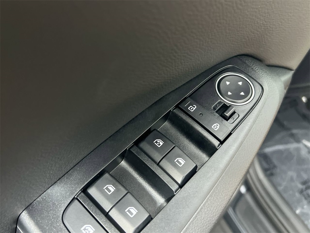 2025 Kia Seltos EX photo 11