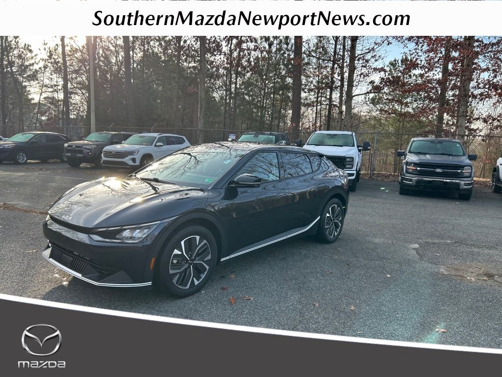 2022 Kia Ev6 Light's photo