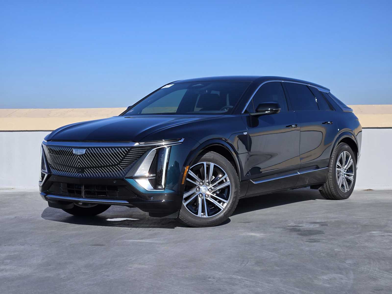 2025 Cadillac LYRIQ Luxury 1's photo