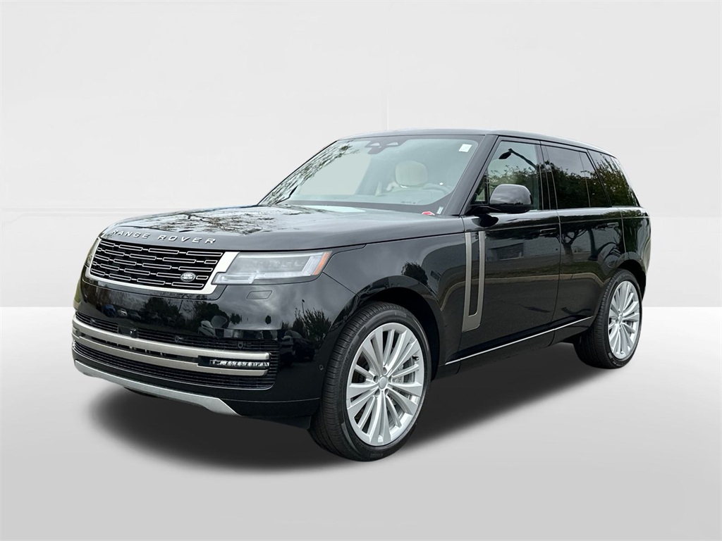 2025 Land Rover Range Rover SE's photo