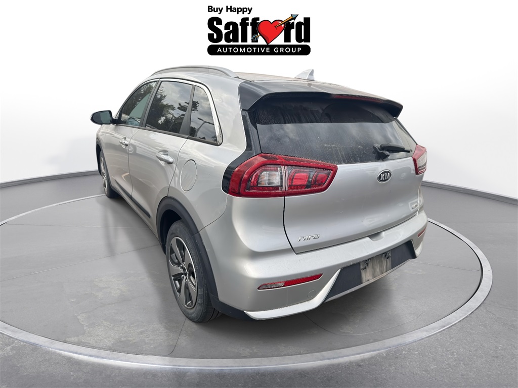 2017 Kia Niro EX photo 2