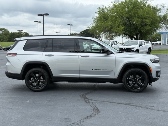 2025 Jeep Grand Cherokee Altitude X photo 8