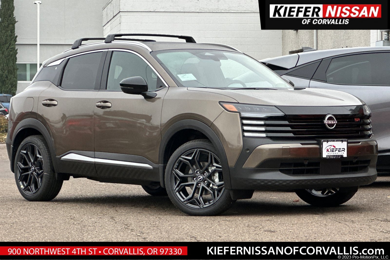 2026 Nissan KICKS SR AWD's photo