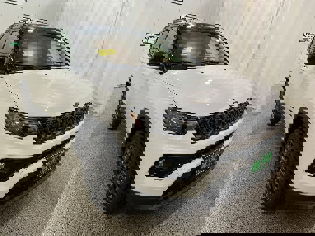 2026 Jeep Compass Limited Altitude's photo