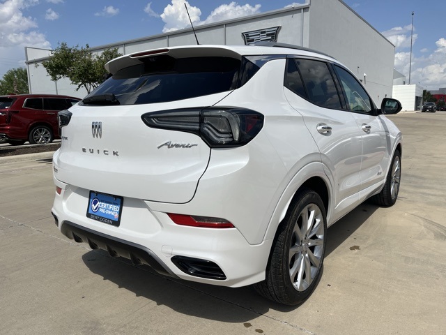 2024 Buick Encore GX Avenir photo 4