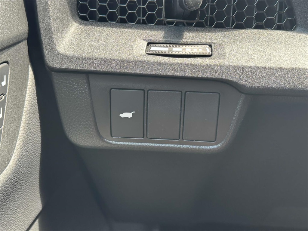 2026 Honda CR-V Hybrid Sport-L photo 18